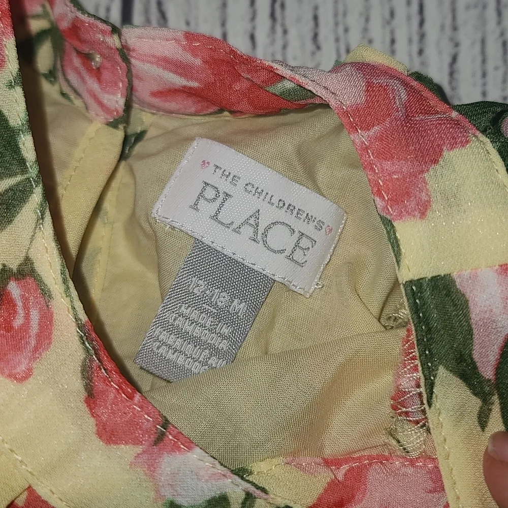 Girls dress - Picture 4 of 4